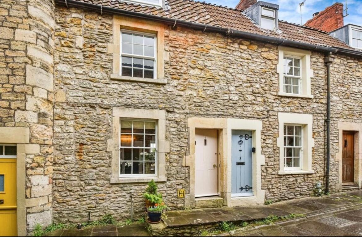 Rose & Star Cottage فروم المظهر الخارجي الصورة